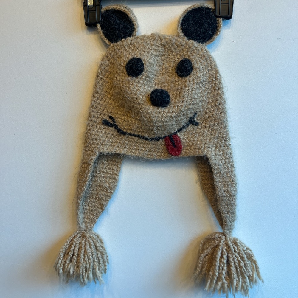 Peruvian Trading Company Kids Bear Hat with Tassels - Tan and Black